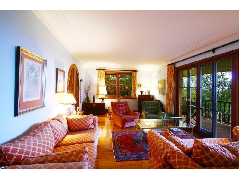 816 Lawrence Hargrave Drive, Coledale NSW 2515