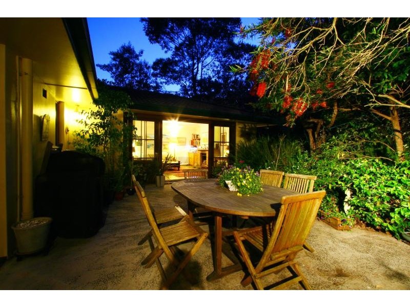 816 Lawrence Hargrave Drive, Coledale NSW 2515