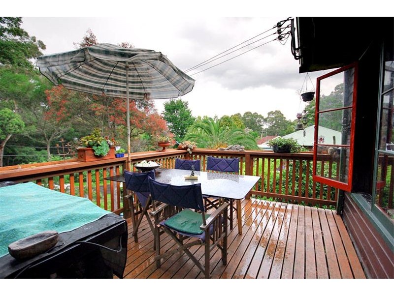 54  Railway Street, Austinmer NSW 2515