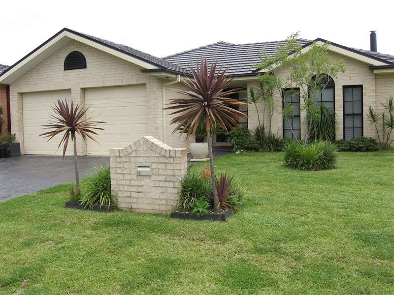 12  Wattle Road, Woonona NSW 2517