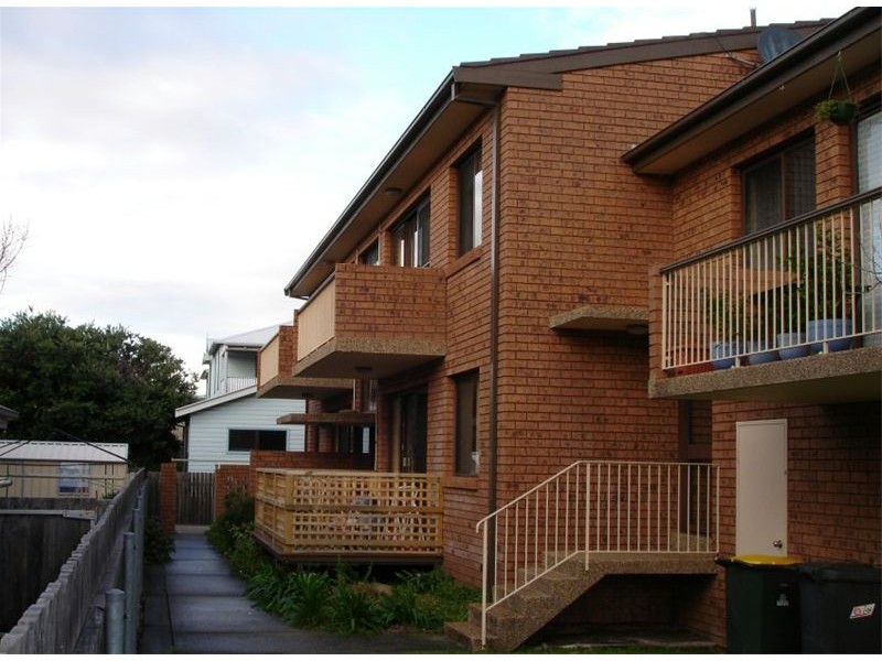 4/18  Ocean Street, Thirroul NSW 2515