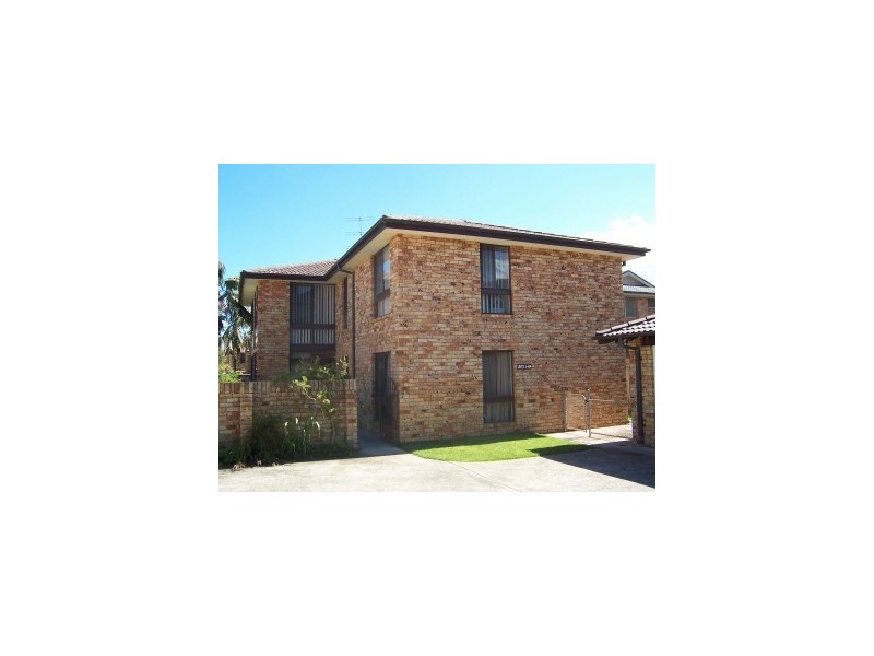 2/22  Ocean Street, Thirroul NSW 2515