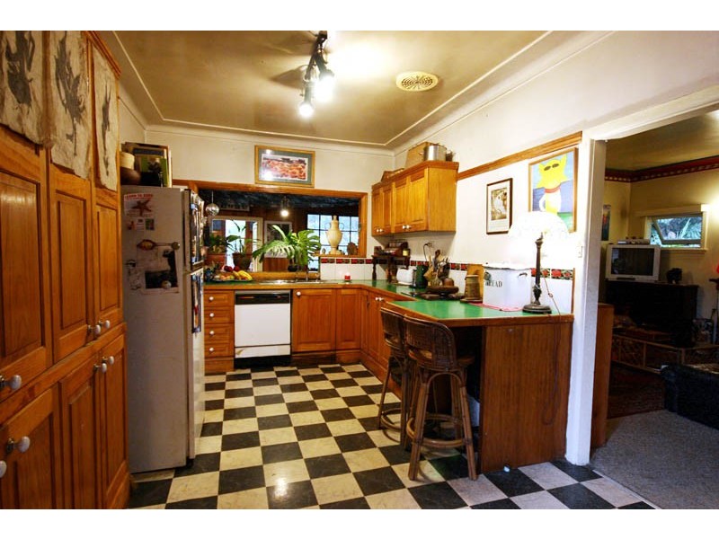 54  Railway Avenue, Austinmer NSW 2515