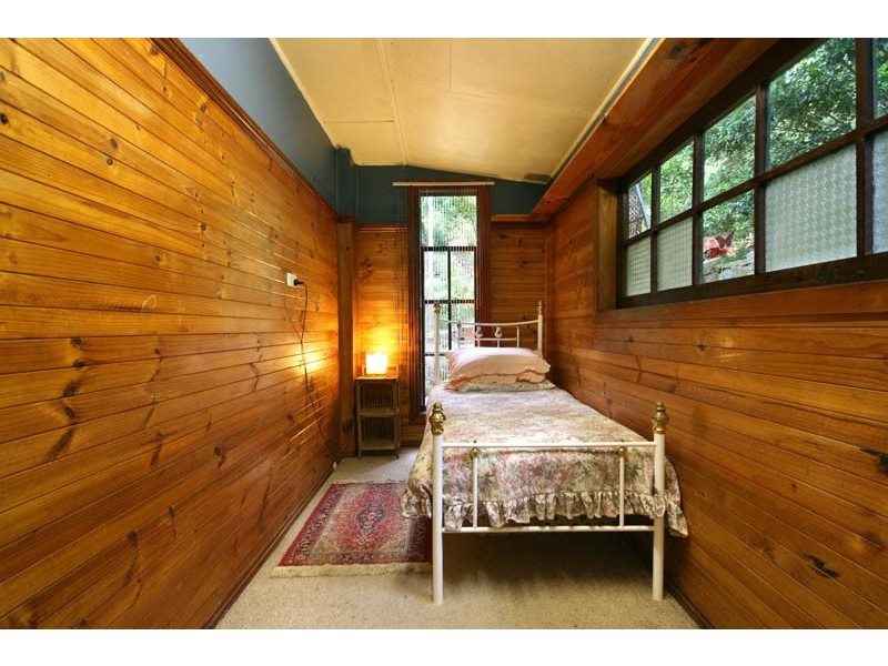 54  Railway Avenue, Austinmer NSW 2515