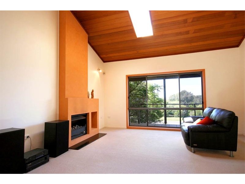 28  Corbett Avenue, Thirroul NSW 2515