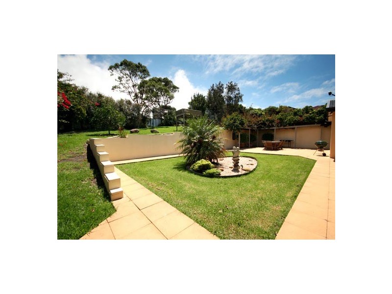 28  Corbett Avenue, Thirroul NSW 2515