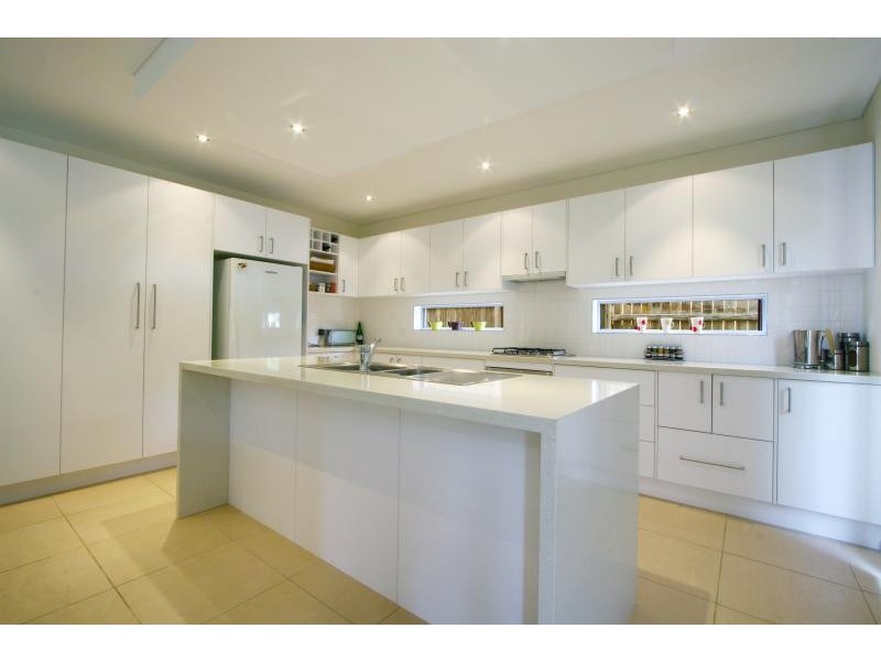 14  McCauley Street, Thirroul NSW 2515