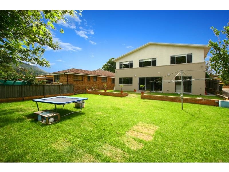 14  McCauley Street, Thirroul NSW 2515