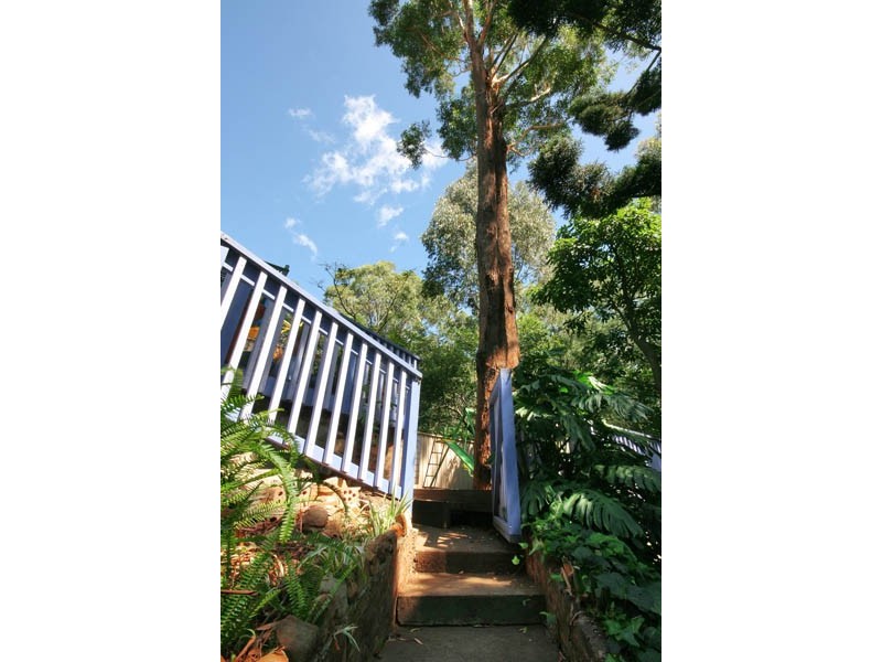 28  Highlands Parade, Bulli NSW 2516