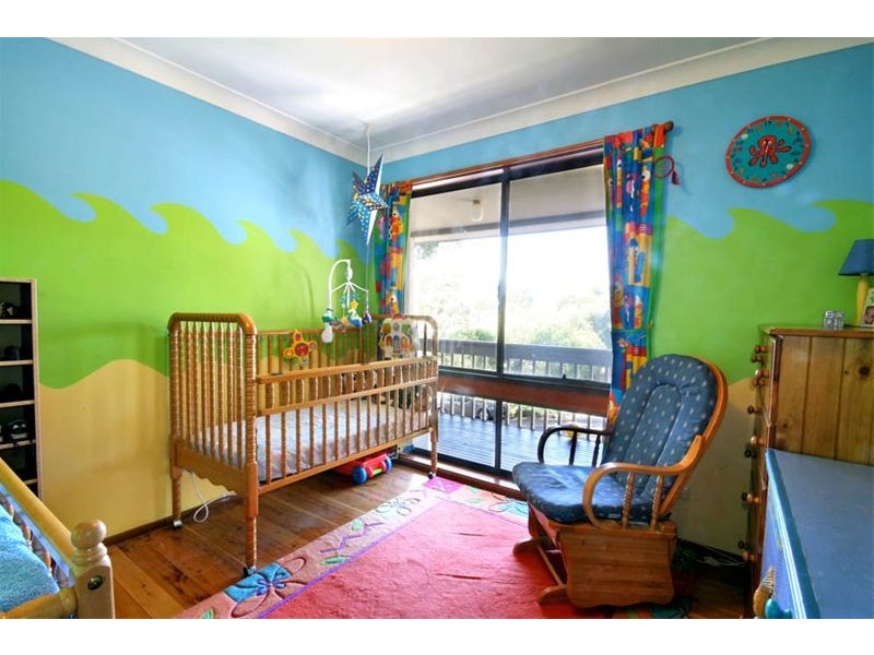28  Highlands Parade, Bulli NSW 2516