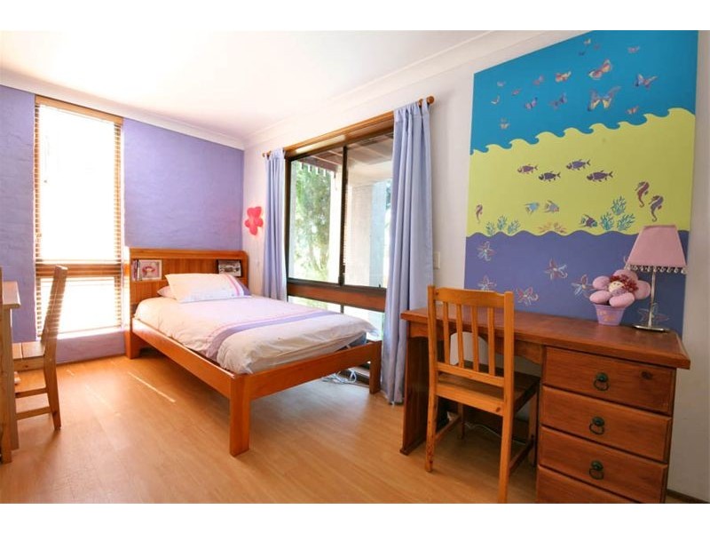 28  Highlands Parade, Bulli NSW 2516