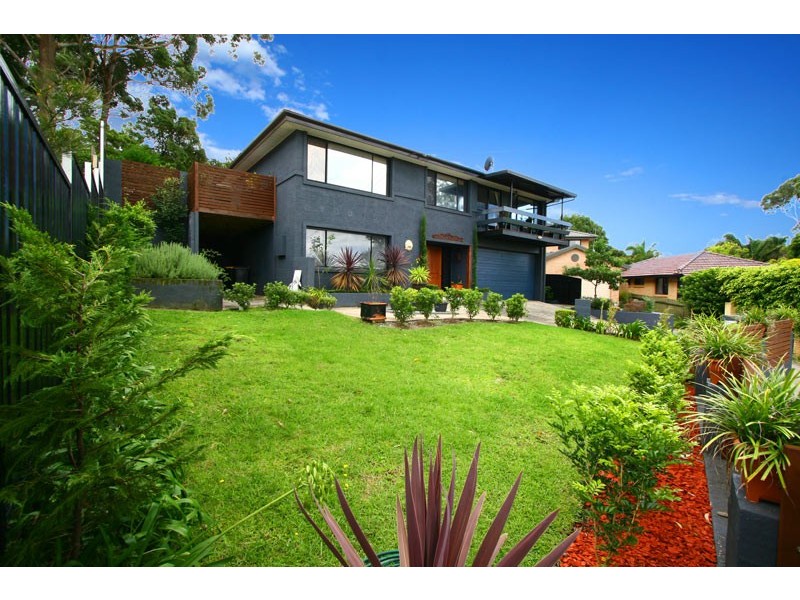 12  Nardoo Crescent, Thirroul NSW 2515