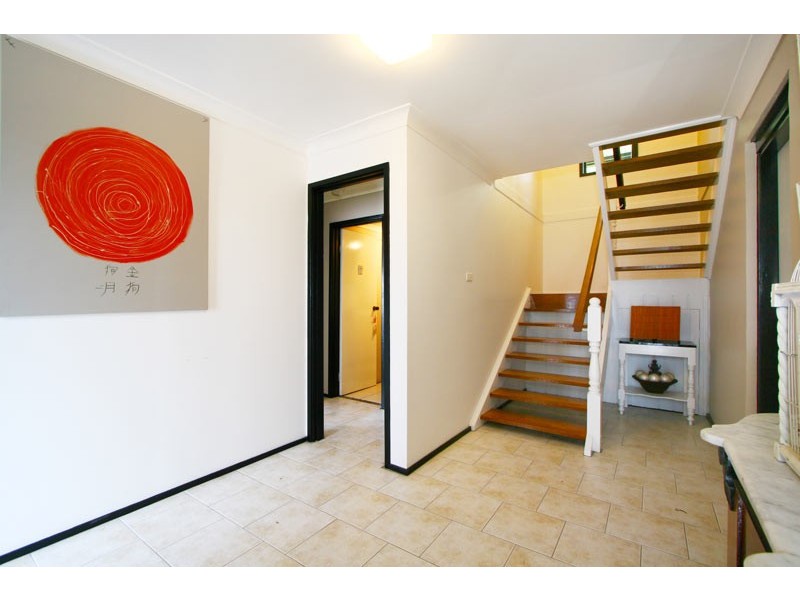 12  Nardoo Crescent, Thirroul NSW 2515