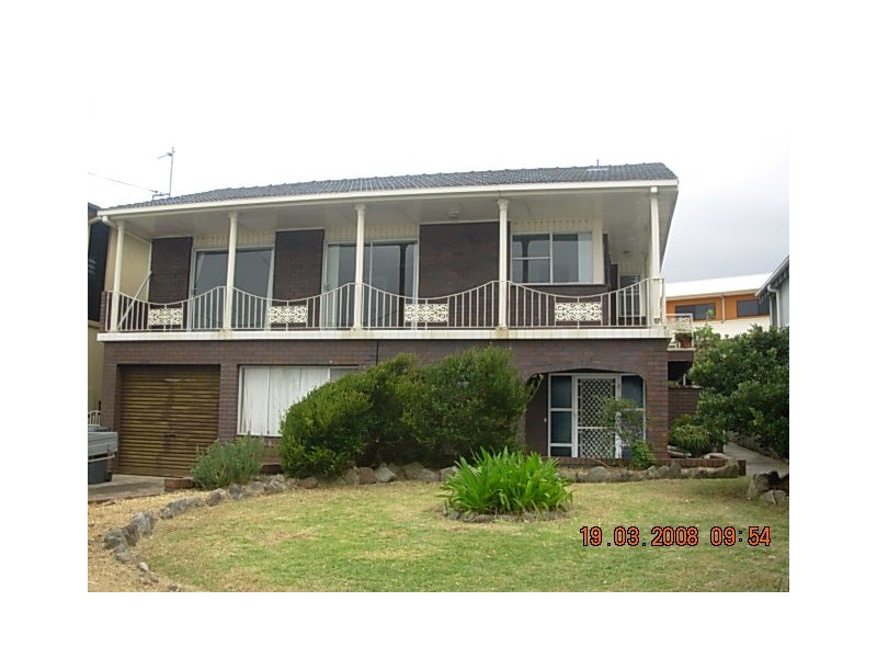 4  Blackhall Street, Bulli NSW 2516