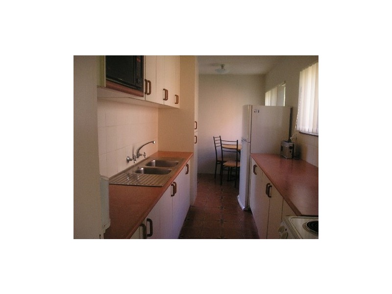 2/7  National Avenue, Bulli NSW 2516