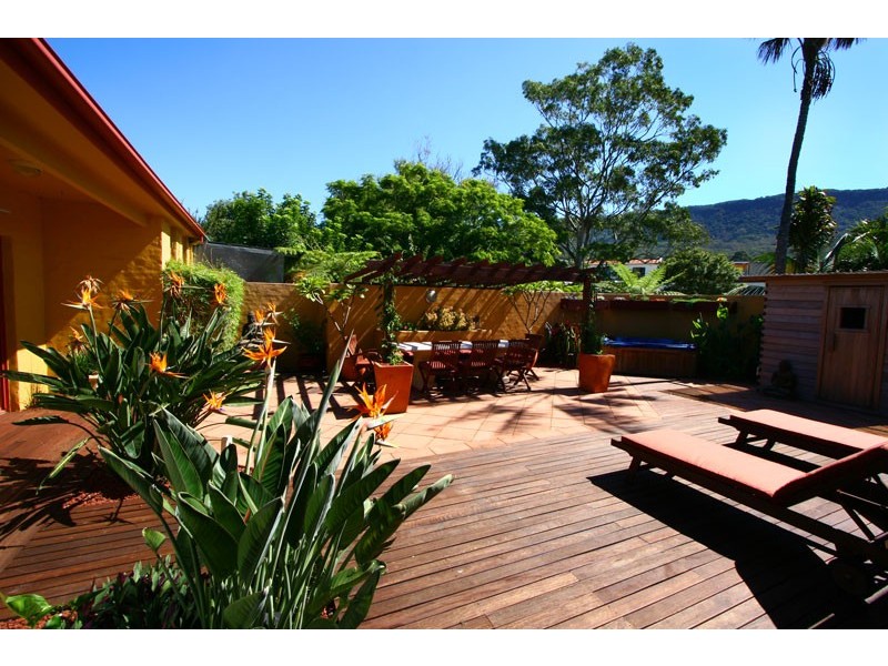 8 McCauley Street, Thirroul NSW 2515