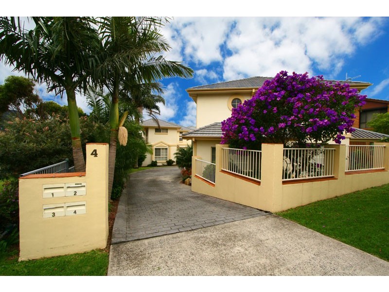 3/4  Newbold Close, Thirroul NSW 2515