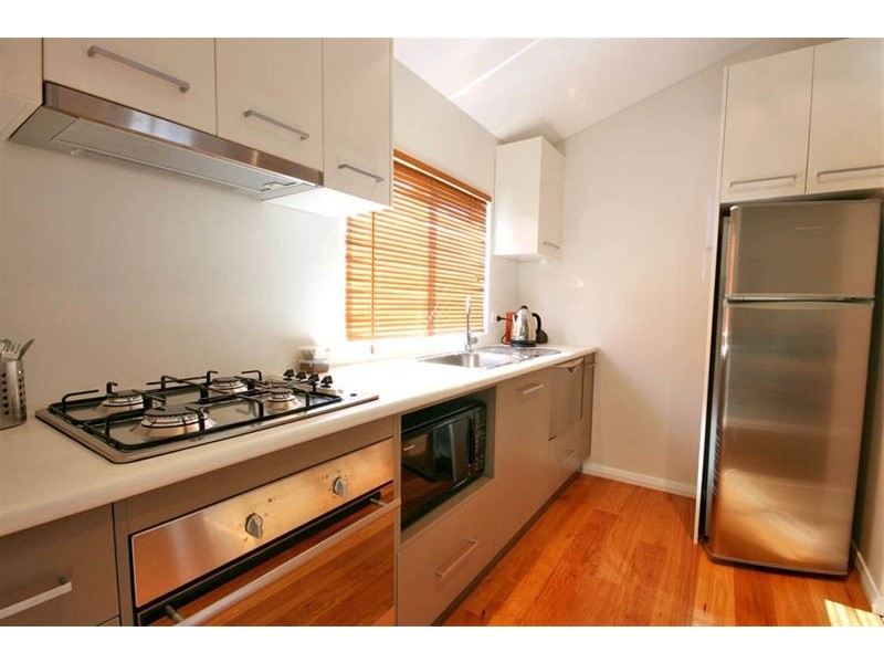 13  Arthur Street, Thirroul NSW 2515