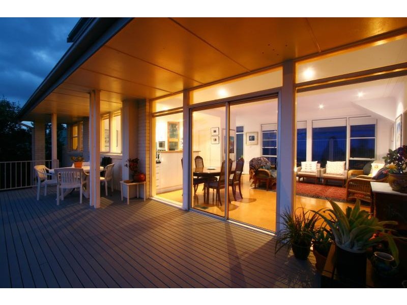 62  Lawrence Hargrave Drive, Thirroul NSW 2515
