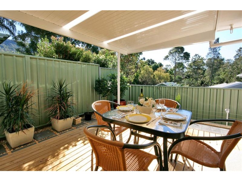 2/13  Bean Street, Thirroul NSW 2515