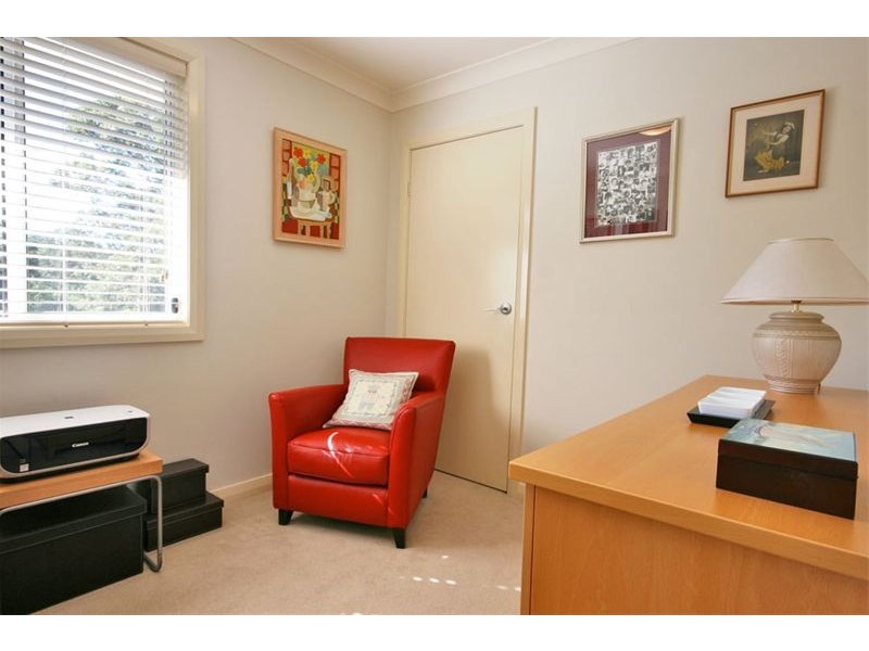 2/13  Bean Street, Thirroul NSW 2515