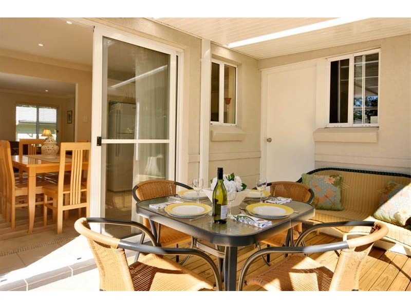 2/13  Bean Street, Thirroul NSW 2515