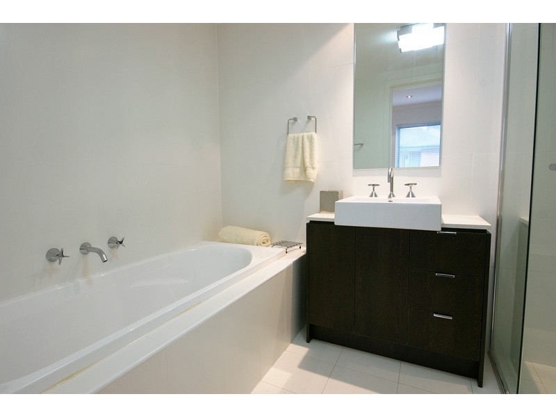 5  Station Street, Thirroul NSW 2515