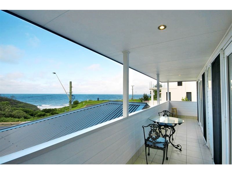 652  Lawrence Hargrave Drive, Coledale NSW 2515