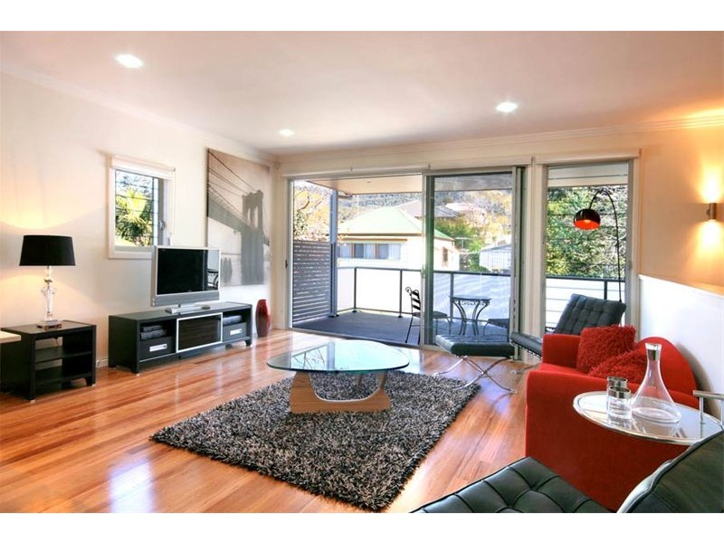 2/25  Mason Street, Thirroul NSW 2515