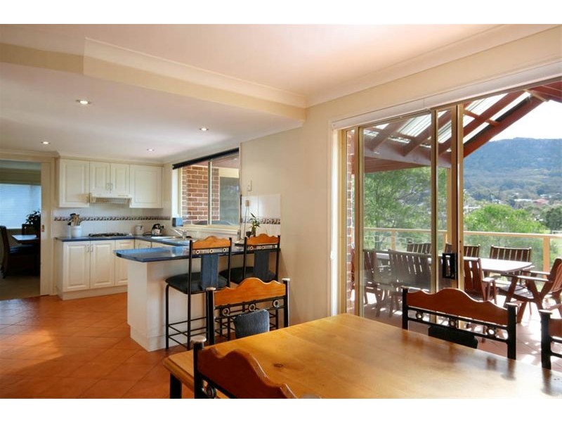 14 Seabreeze Place, Thirroul NSW 2515