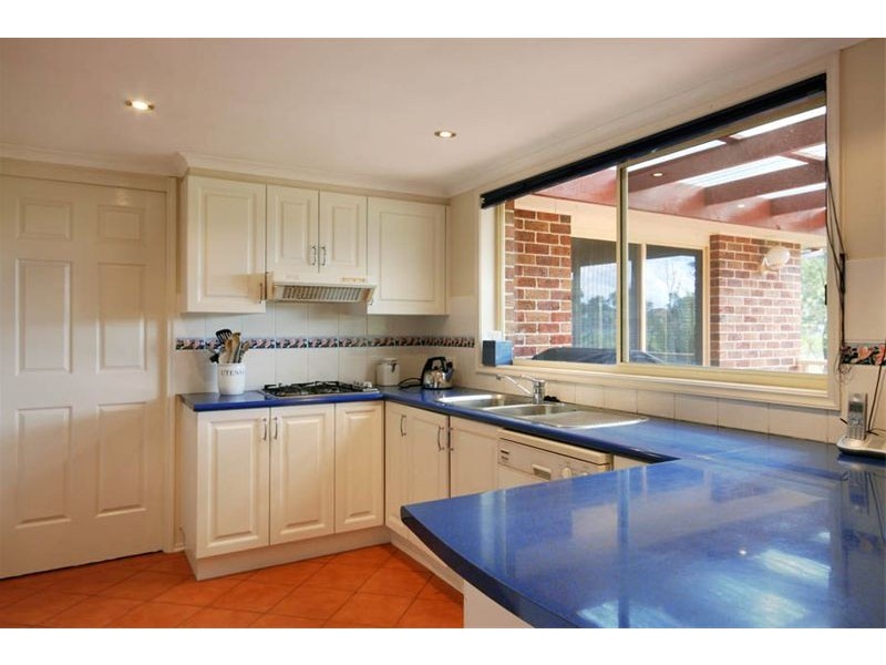 14 Seabreeze Place, Thirroul NSW 2515