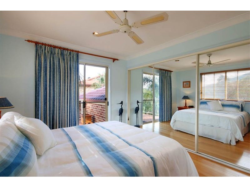 14 Seabreeze Place, Thirroul NSW 2515