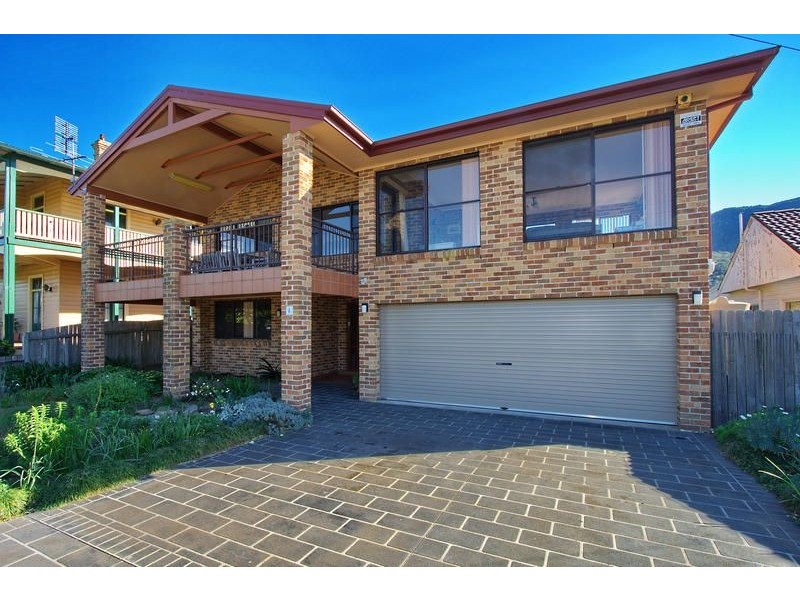 8  Mary Street, Thirroul NSW 2515