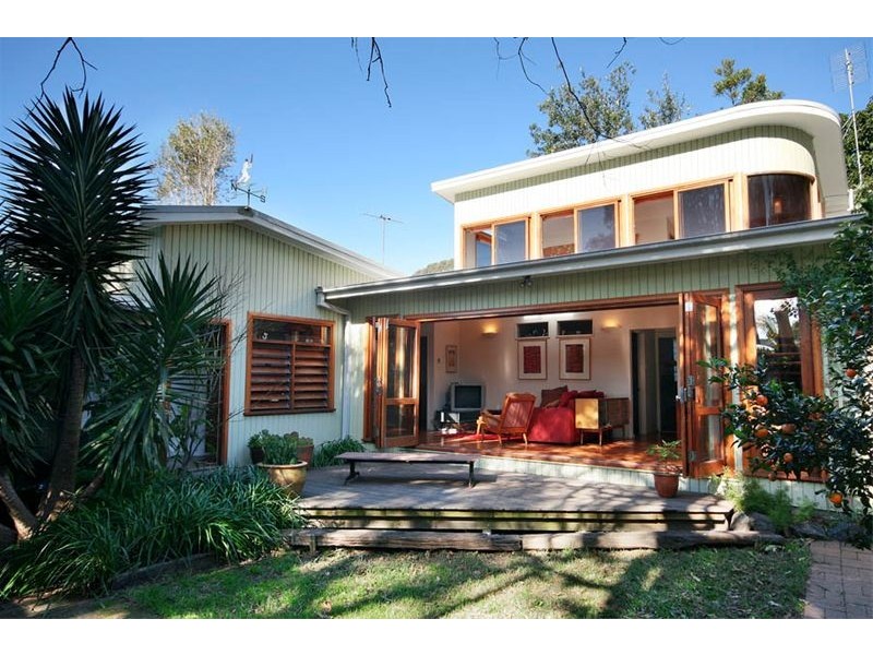 35  Benelong Street, Bulli NSW 2516