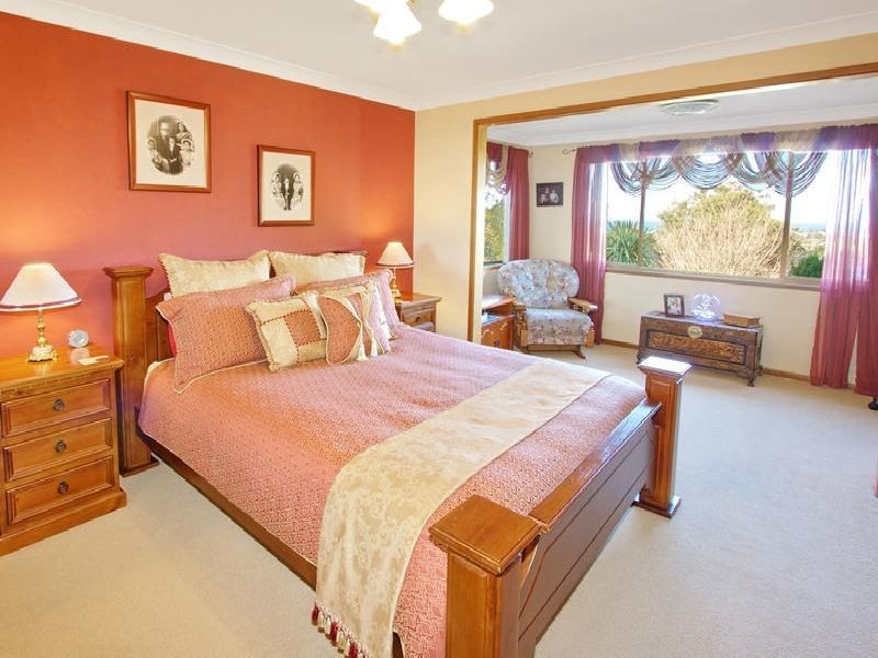 3  Cornock Avenue, Thirroul NSW 2515