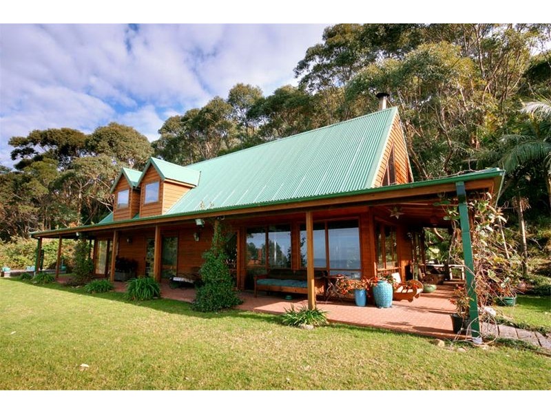 8  Railway Avenue, Scarborough NSW 2515