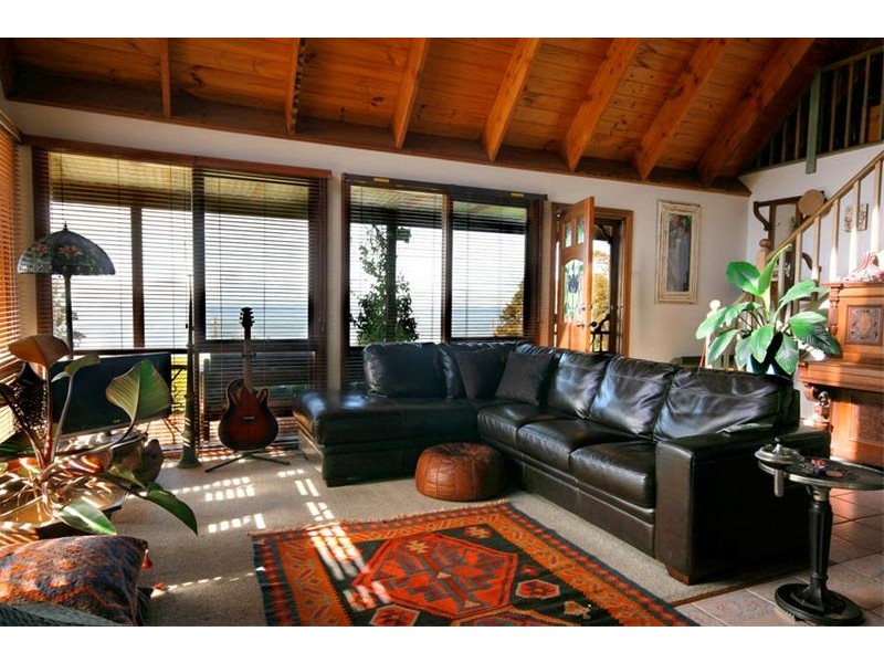 8  Railway Avenue, Scarborough NSW 2515