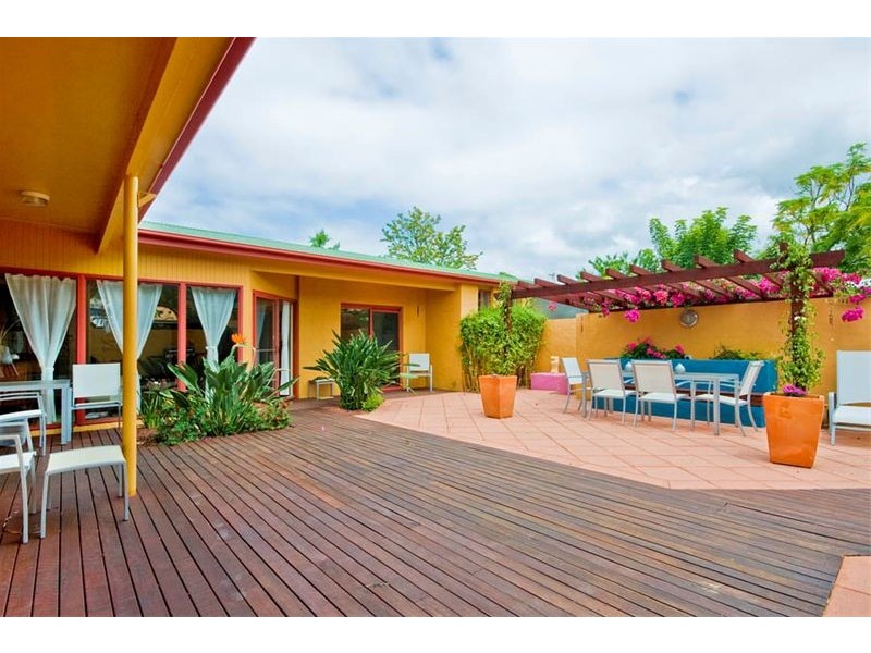 8 McCauley Street, Thirroul NSW 2515