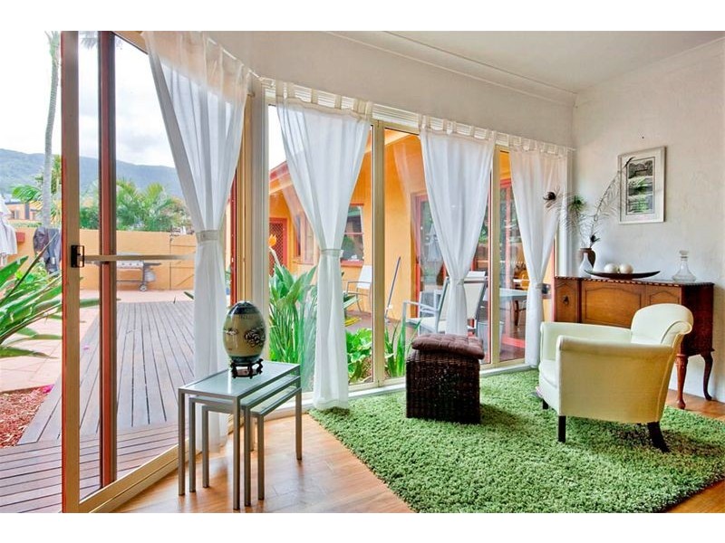 8 McCauley Street, Thirroul NSW 2515