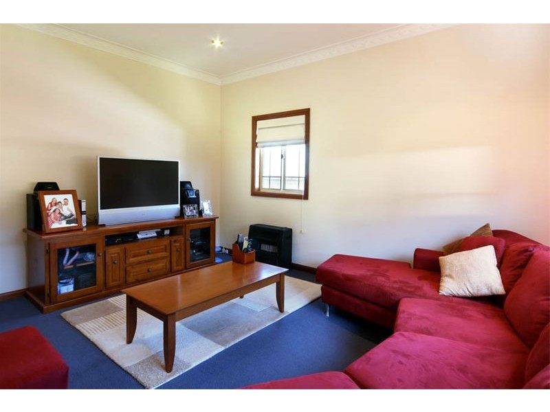 10  Hicks Road, Thirroul NSW 2515