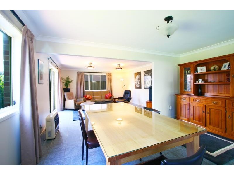 13  Godolphin Street, Bulli NSW 2516