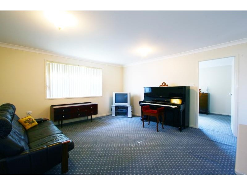 13  Godolphin Street, Bulli NSW 2516