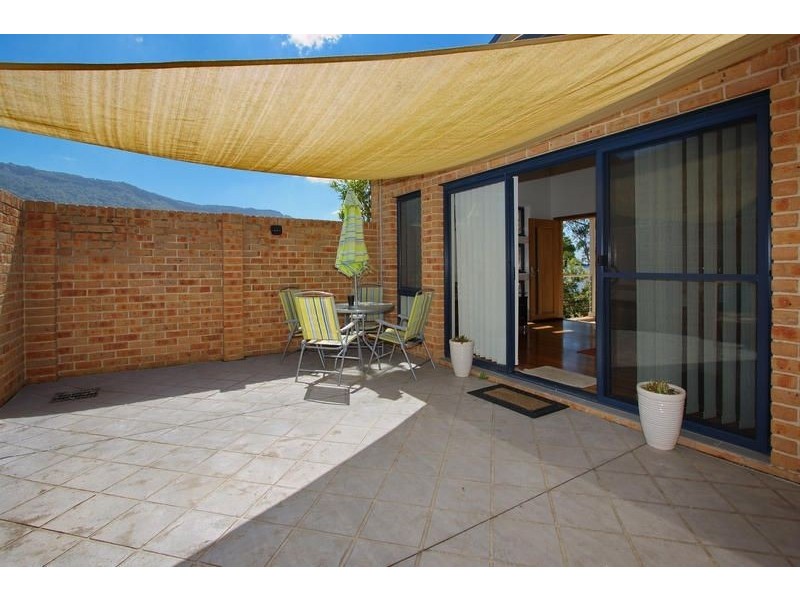 1/52c  Pass Avenue, Thirroul NSW 2515