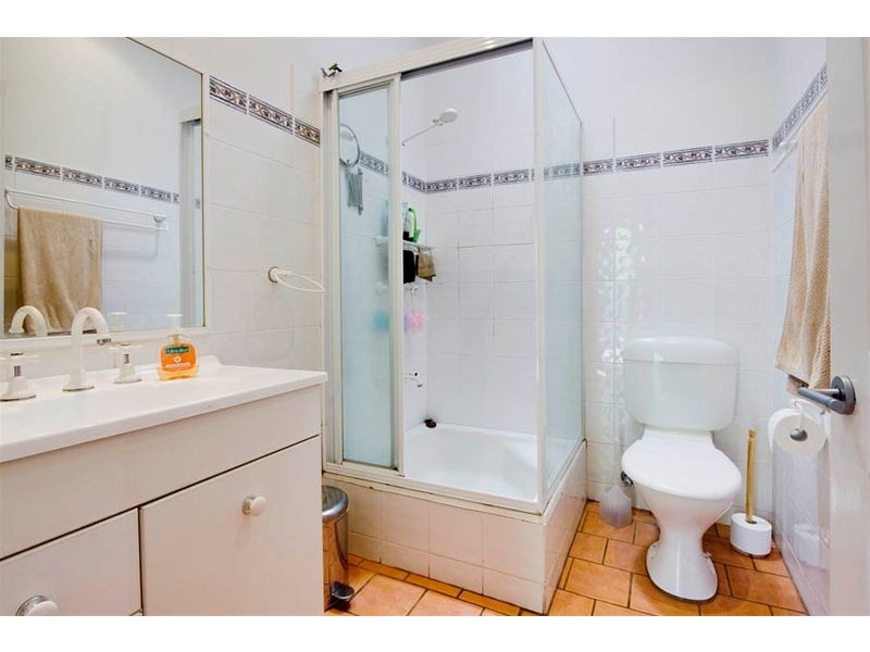 8  Seafoam Avenue, Thirroul NSW 2515