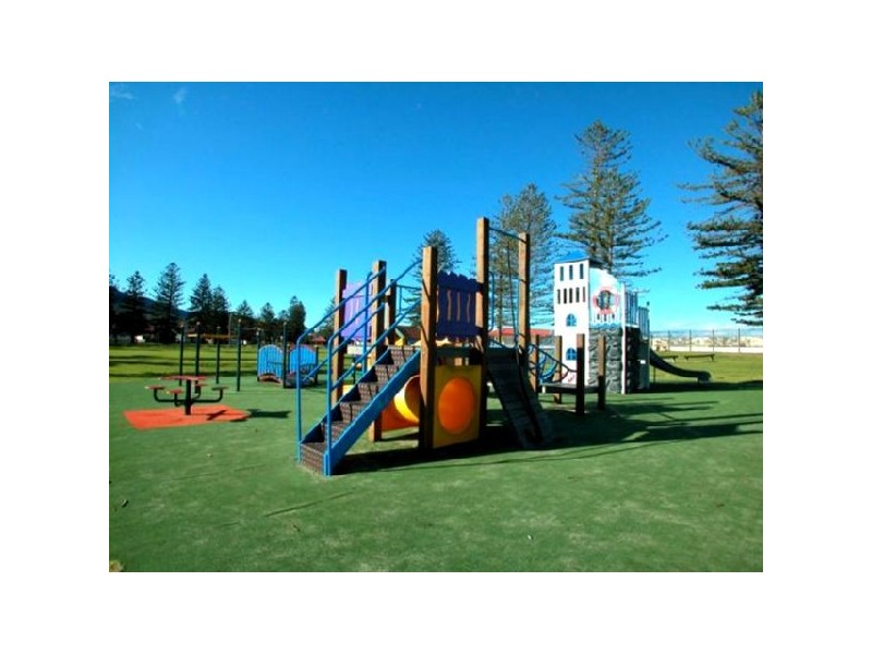 1 Spray Street, Thirroul NSW 2515