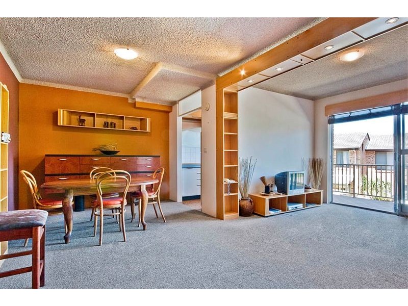 9/17  Henley Road, Thirroul NSW 2515