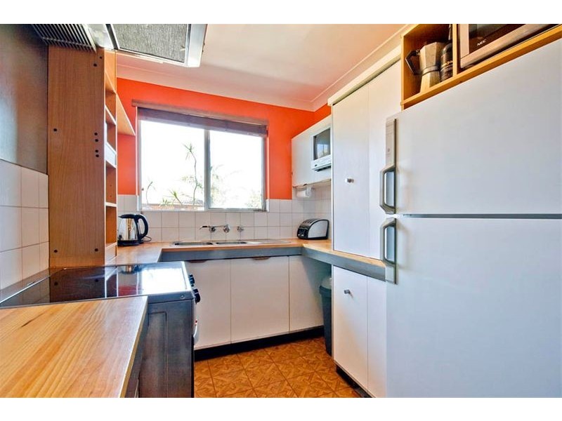 9/17  Henley Road, Thirroul NSW 2515