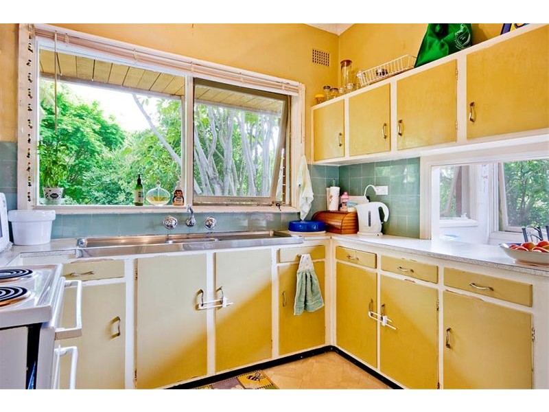 63  Princes Highway, Thirroul NSW 2515