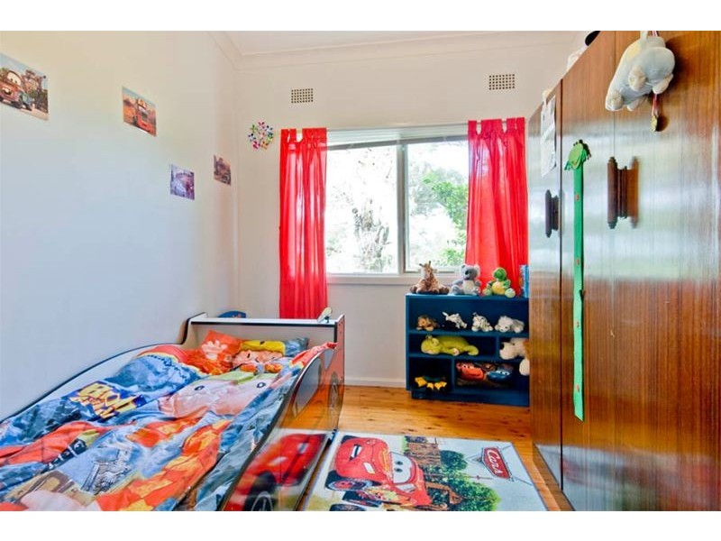 63  Princes Highway, Thirroul NSW 2515
