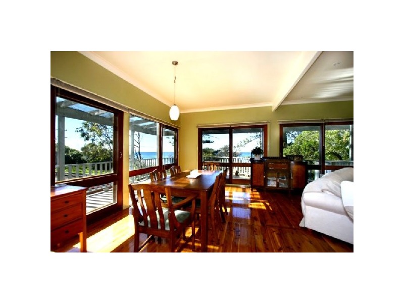 4 Lawrence Hargrave Drive, Austinmer NSW 2515